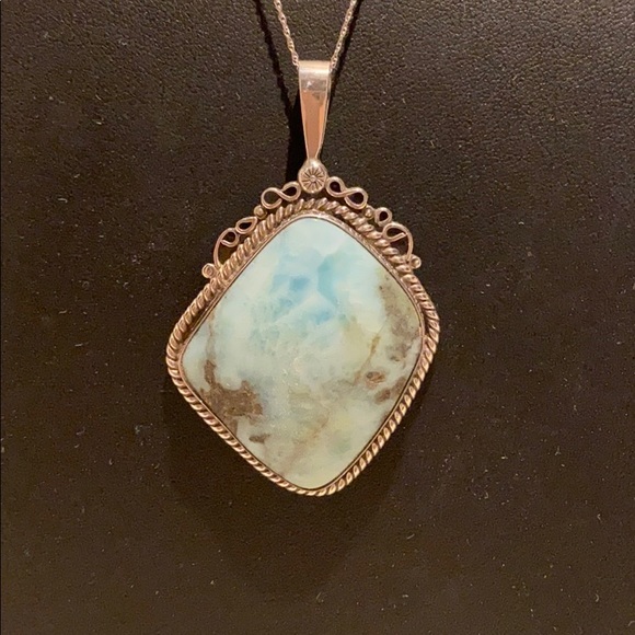 💙Gorgeous Larimar Pendant 💙 - Picture 2 of 13
